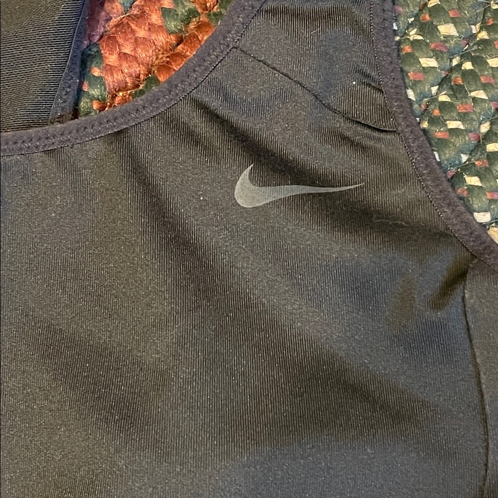Nike Black Dri Fit Sports Bra size Medium - Picture 2 of 4